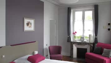 Habitación estándar con 2 camas individuales | Decoración individual y mobiliario individual