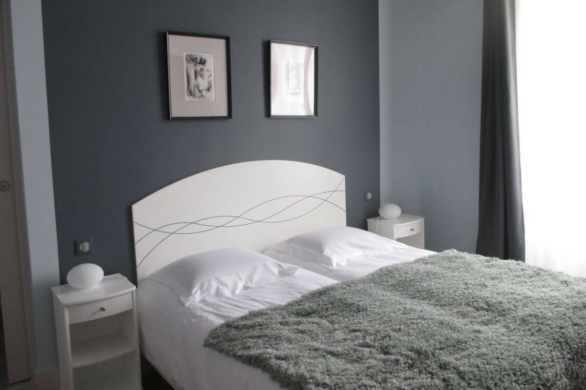 Twin kamer | Individueel gedecoreerd, individueel gemeubileerd