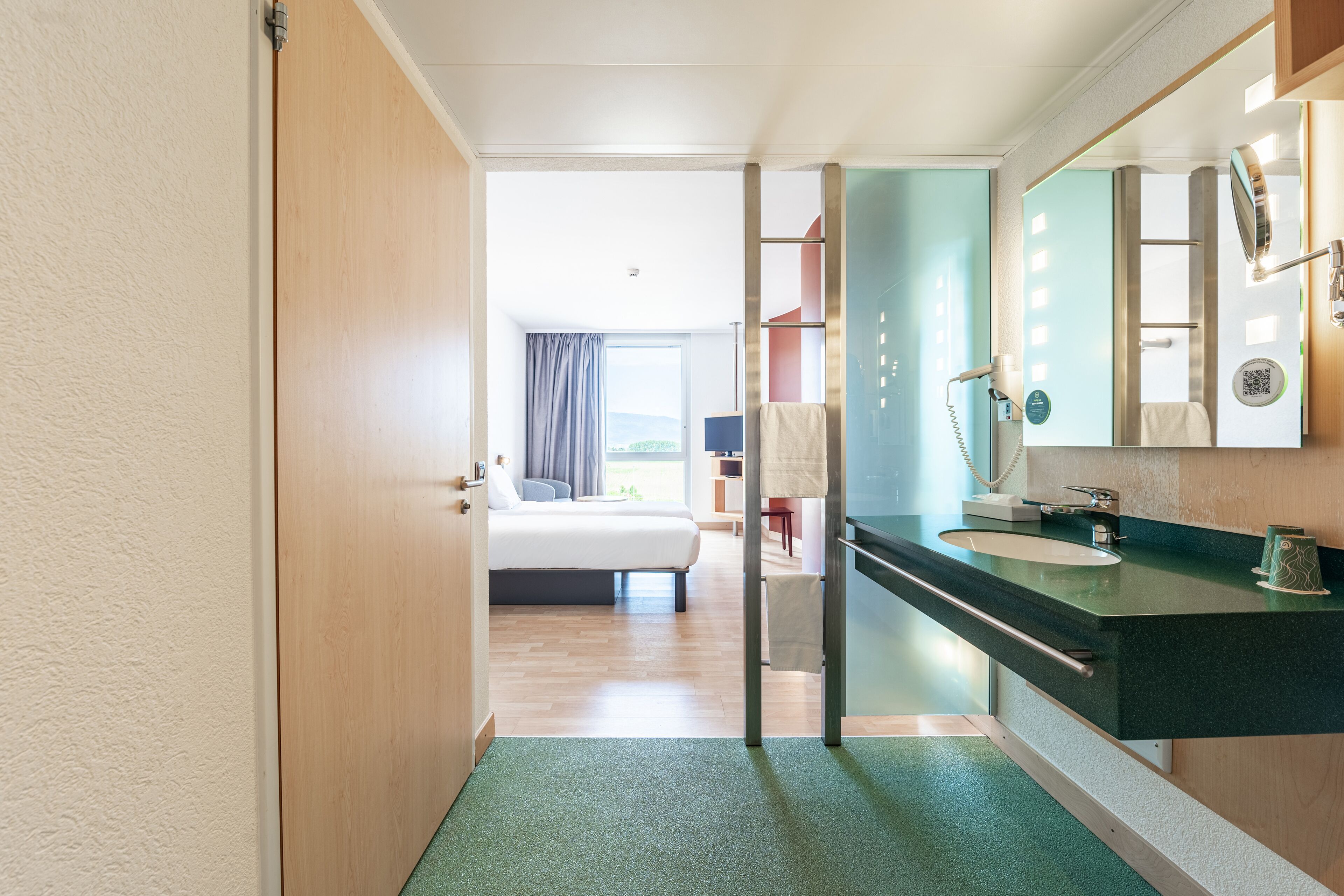 premium bedding, in-room safe, desk, blackout curtains