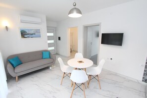Appartement, 2 chambres | Coin séjour