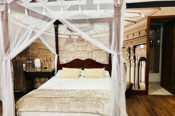 Dobbeltrom | Blendingsgardiner, strykejern/-brett og ekstrasenger (mot et tillegg)