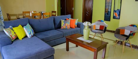 Chambre Triple Confort, 3 chambres | Coin séjour