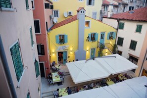 Apartment, 2 Schlafzimmer | Ausblick vom Zimmer