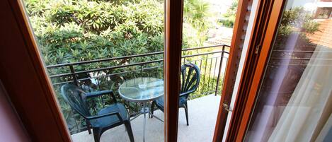 Appartement, 1 chambre, balcon | Vue de la chambre