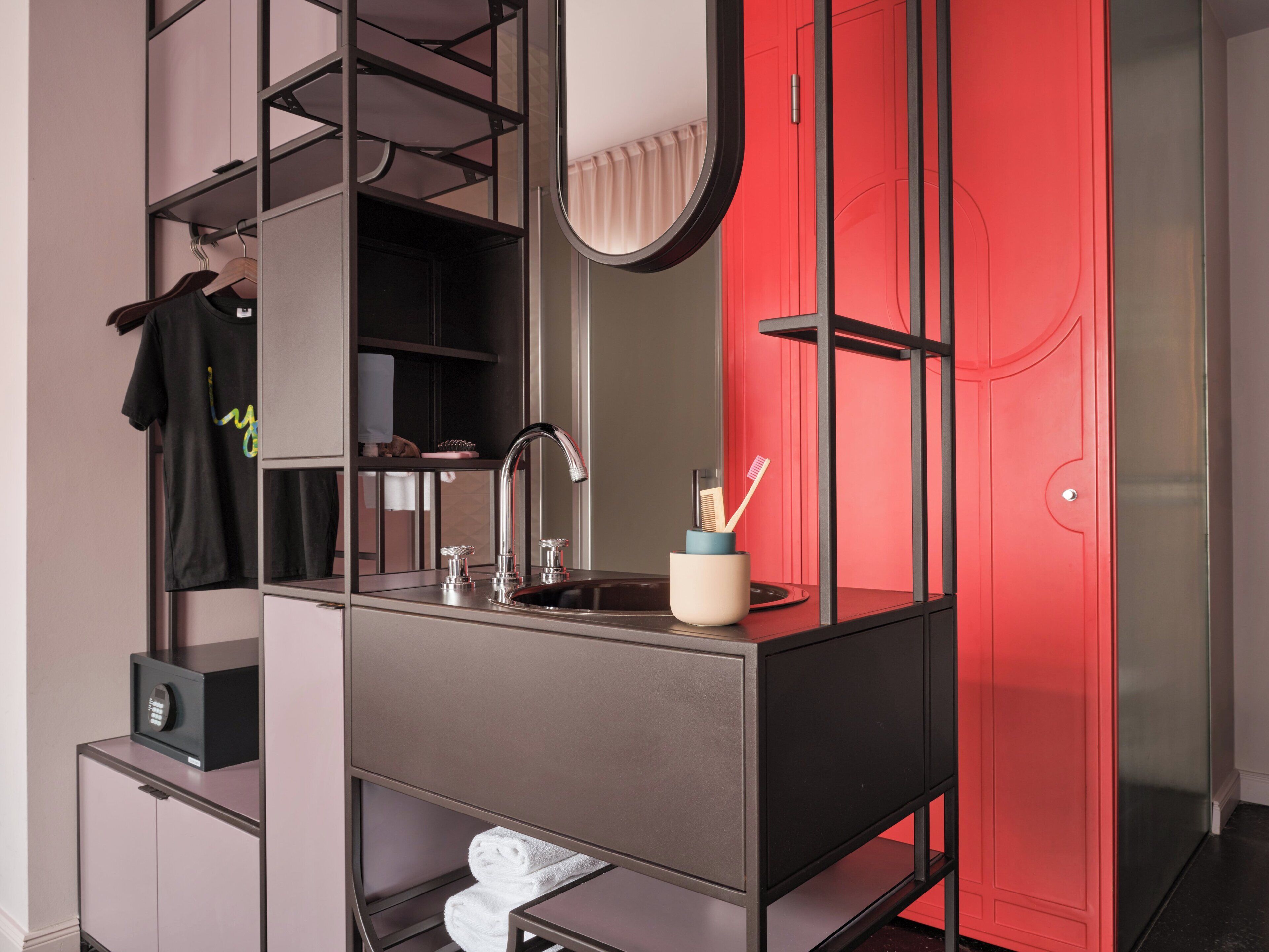 room, 1 double bed (one of a kind plus bigger) | bathroom amenities | shower, towels