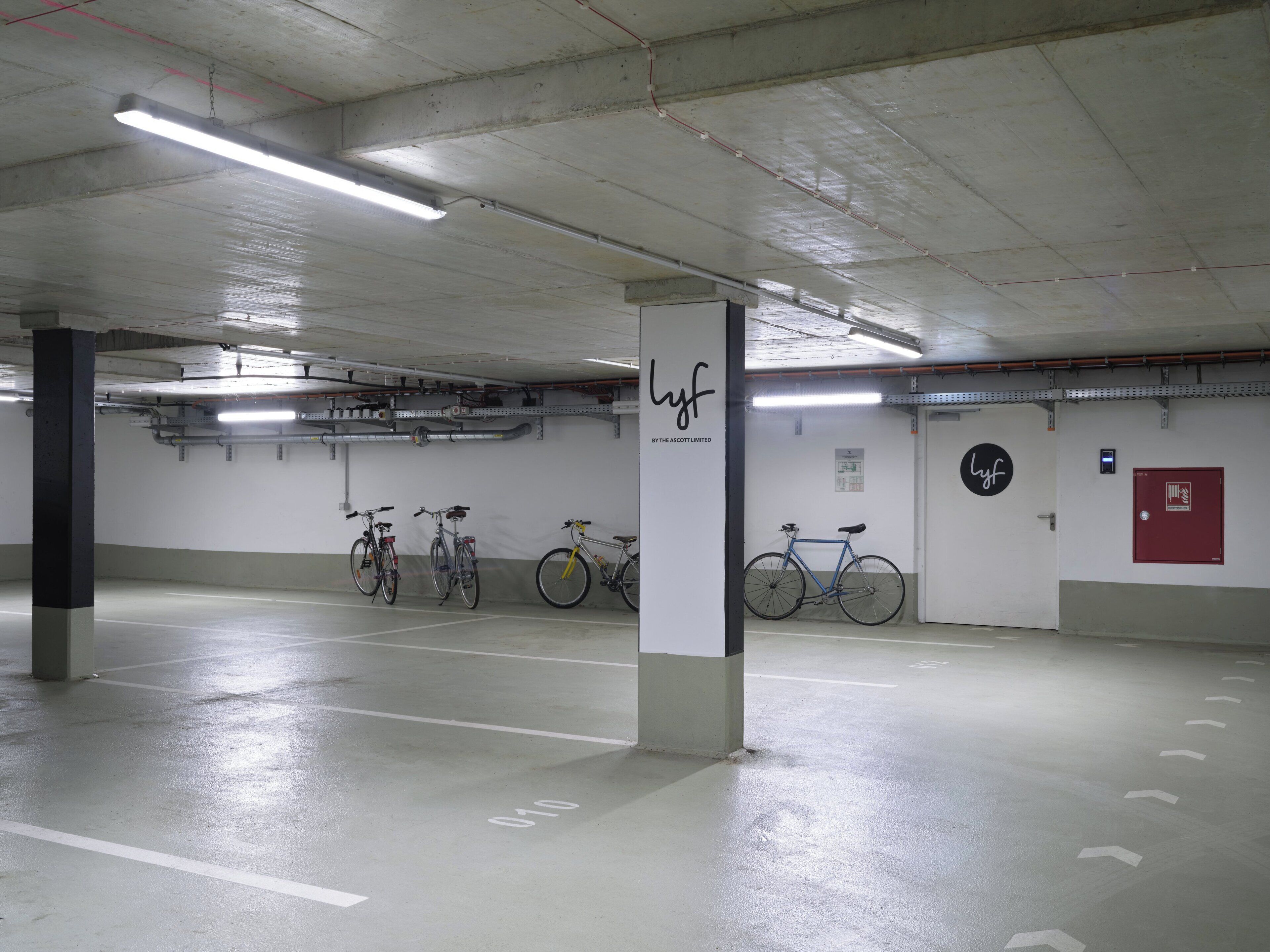 self-parking (surcharge) 17 per day