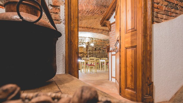 Unclassified image, 1 of 30, button - Slovenian House Vida (Ljubljana)