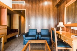Executive-Doppel- oder -Zweibettzimmer | Daunenbettdecken, Minibar, Schreibtisch, laptopgeeigneter Arbeitsplatz