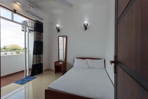 Apartment, 3 Bedrooms, Non Smoking | 3 bedrooms, blackout drapes, iron/ironing board, rollaway beds - Akara Apartments - W.A Silva Mw (Colombo)
