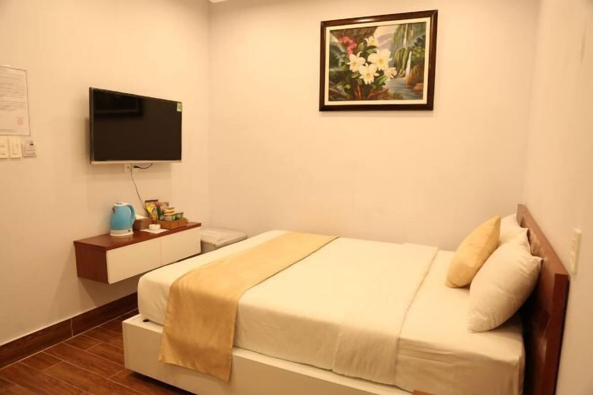 Minibar, desk, blackout curtains, soundproofing
