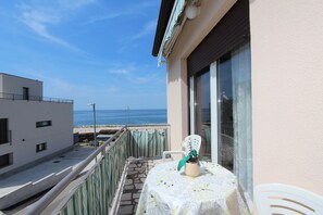 Chambre Double (Private External Bathroom 1) | Terrasse/Patio