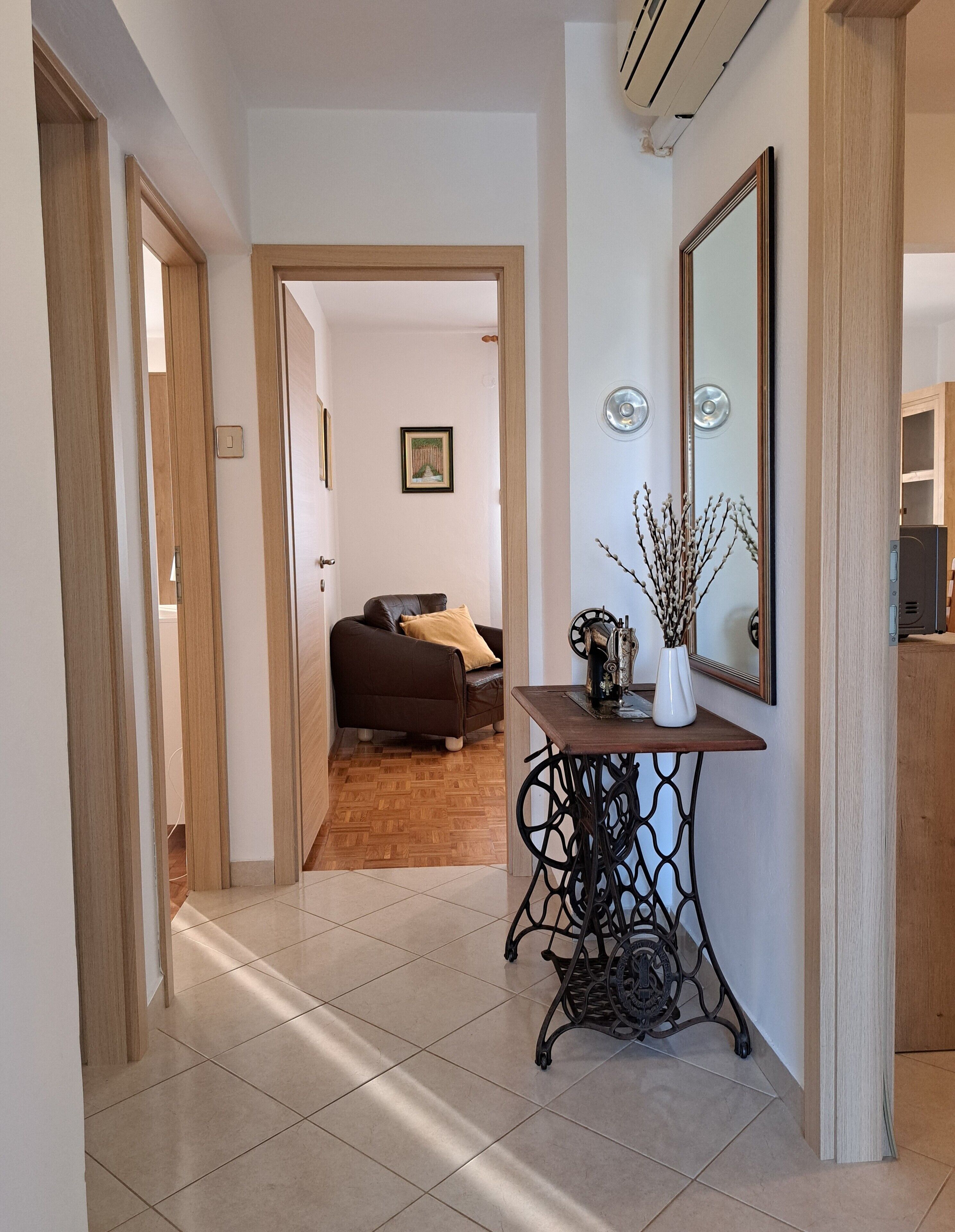 Apartment, 2 Bedrooms | Living area