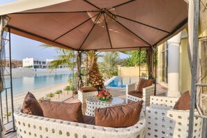 Terrace/patio - Palm Jumeriah Frond O (Dubai)