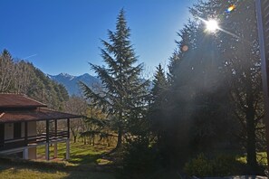 Property grounds - Holideal Villa Angela Park (Tremosine)