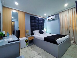 1 bedroom, premium bedding, in-room safe, individually decorated
