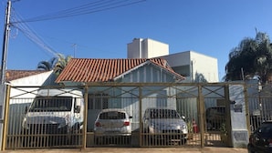 Front of property - Hostel Zampollo (Goiania)