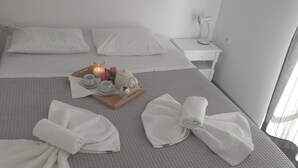 Room - Anezina Hotel (Paros)