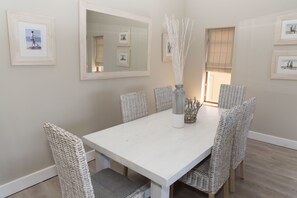 Living room - Villa 12 (Knysna)