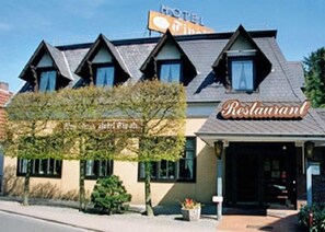 Front of property - Hotel Tivoli GmbH & Co. KG (Osterholz-Scharmbeck)