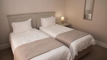 Villa, 2 Bedrooms | 2 bedrooms, iron/ironing board, free cots/infant beds, WiFi