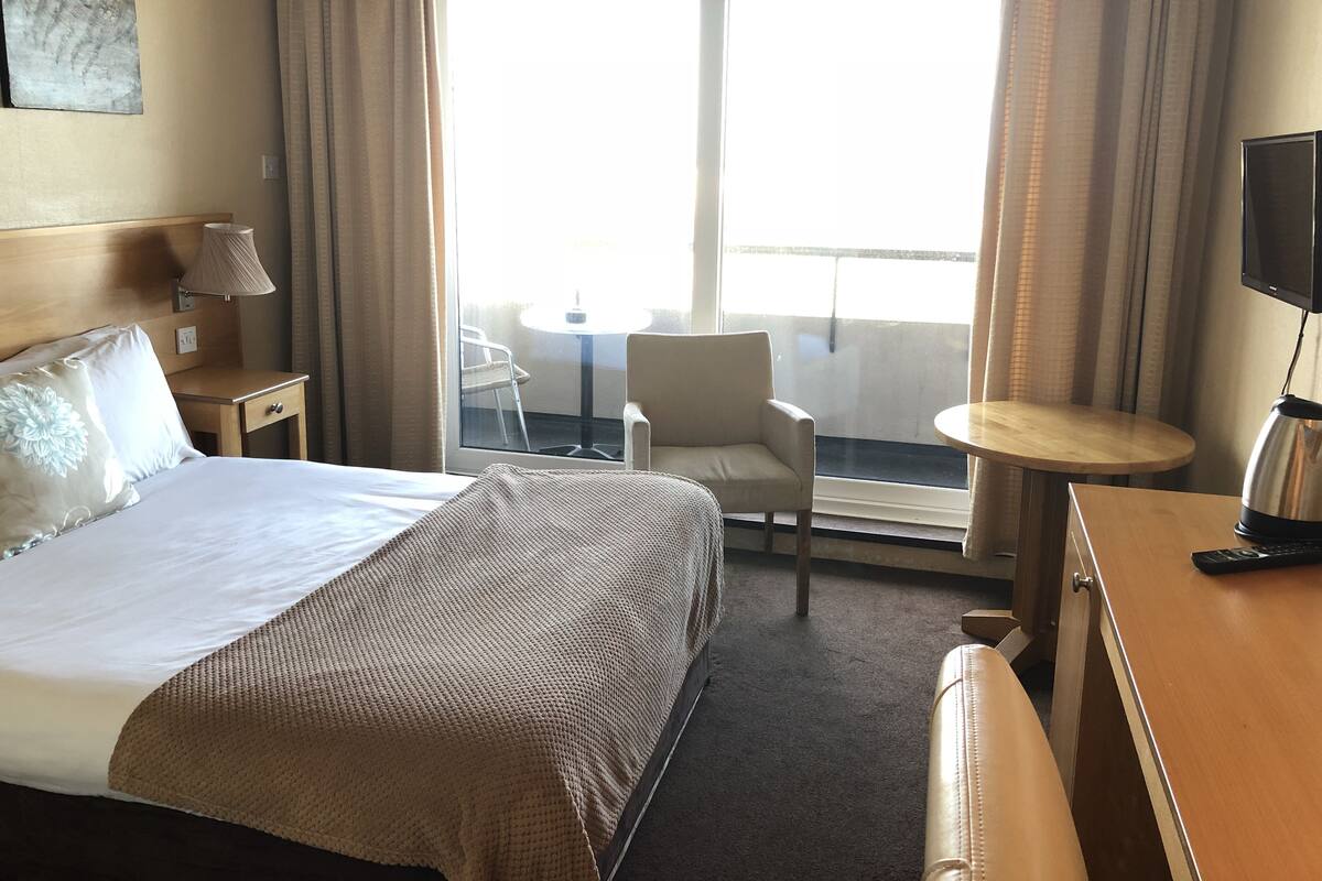 Laptop workspace, iron/ironing board (on request), WiFi (free)