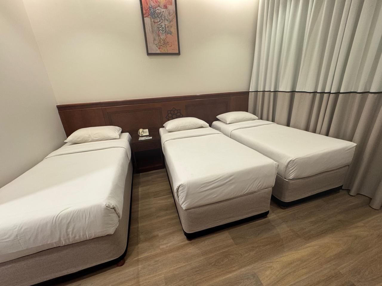 Phòng 3 Tiêu chuẩn | Bộ trải giường bằng vải cotton Ai Cập, bộ đồ giường cao cấp 