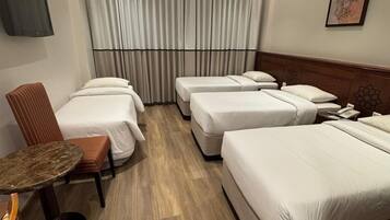 Standard Quadruple Room | Egyptian cotton sheets, premium bedding, pillow-top beds