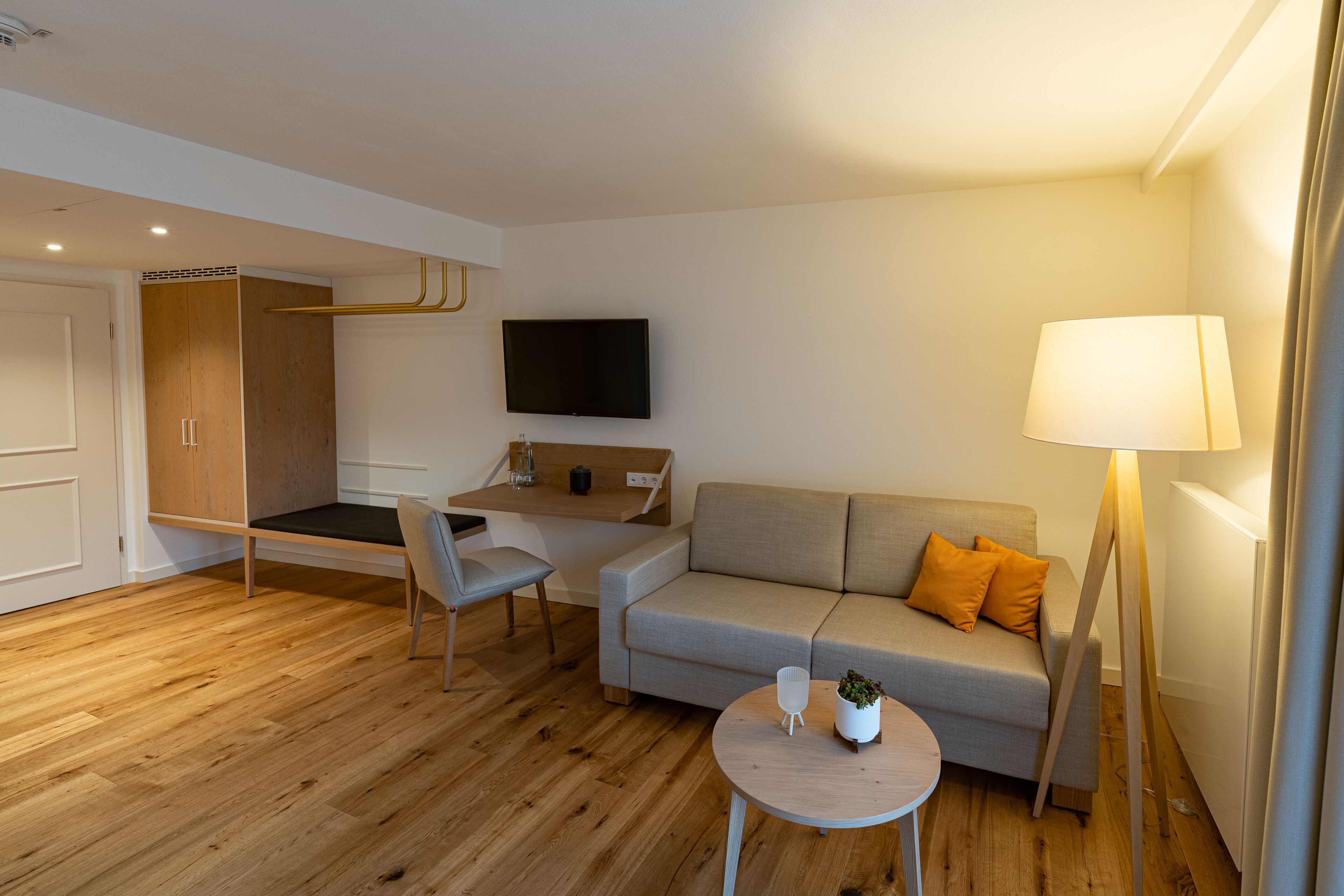 premium double room | 1 bedroom, hypo-allergenic bedding, minibar, in-room safe