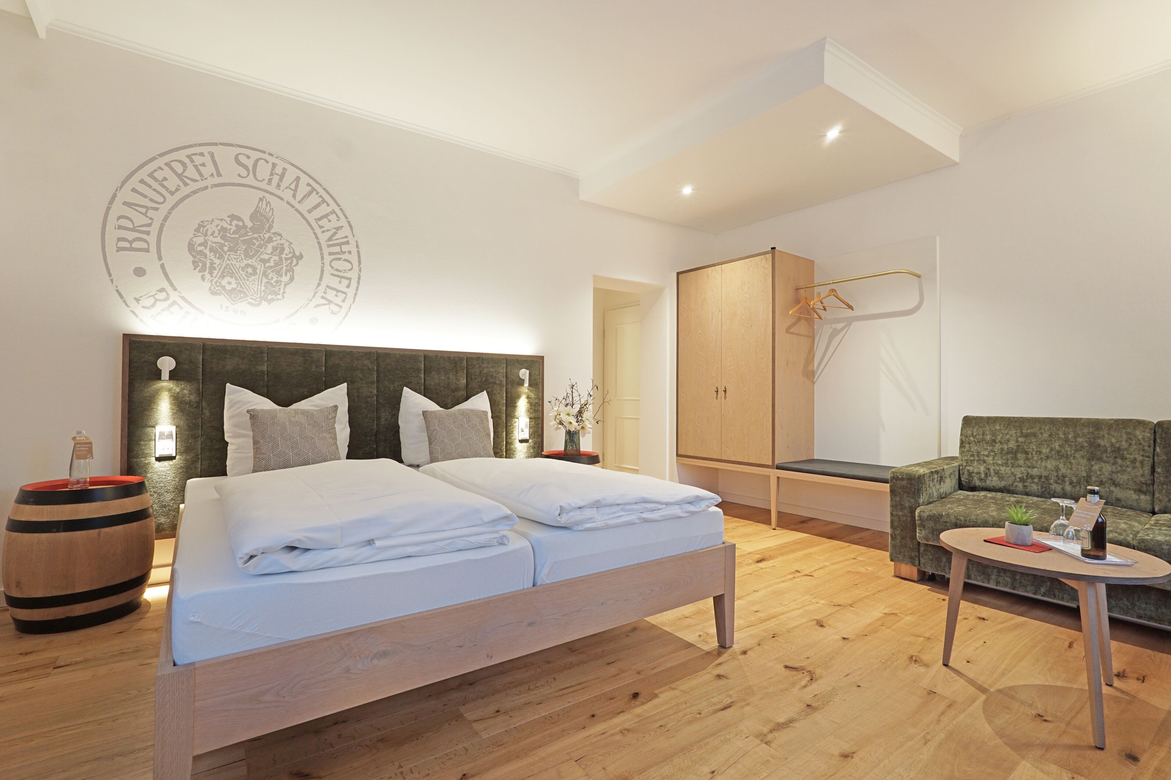 junior studio suite | 1 bedroom, hypo-allergenic bedding, minibar, in-room safe