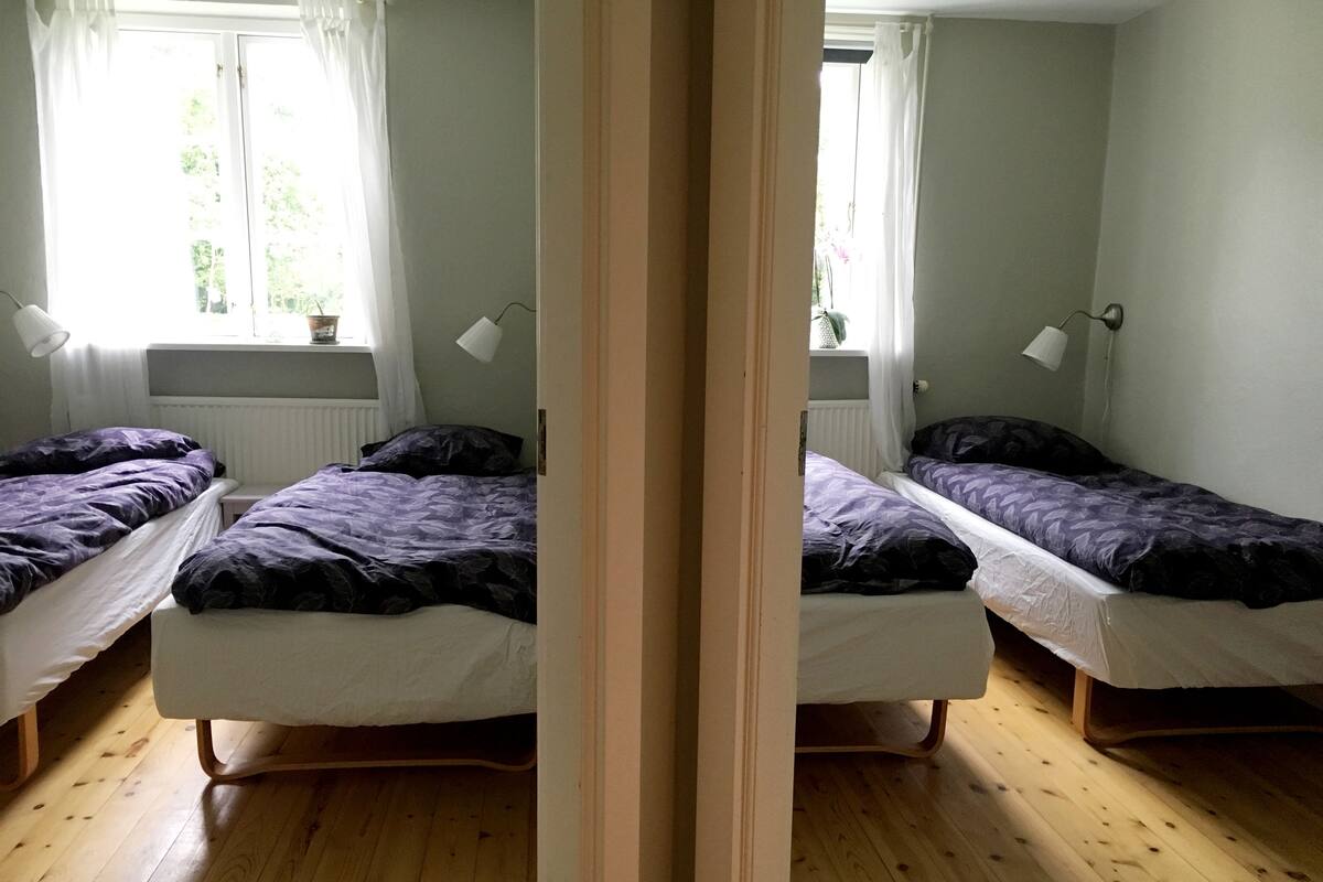 Apartment, 2 Bedrooms | Desk, WiFi (free), individually decorated, individually furnished