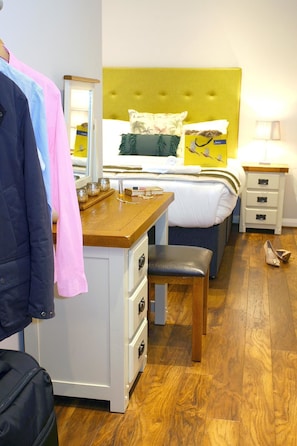 Superior Apartment, 2 Bedrooms (Max 6 people)