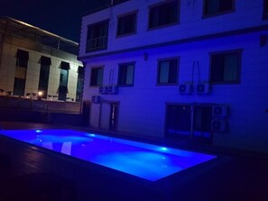 Alberca al aire libre