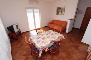 Appartement, 1 slaapkamer (1) | Woonruimte | Flatscreentelevisie
