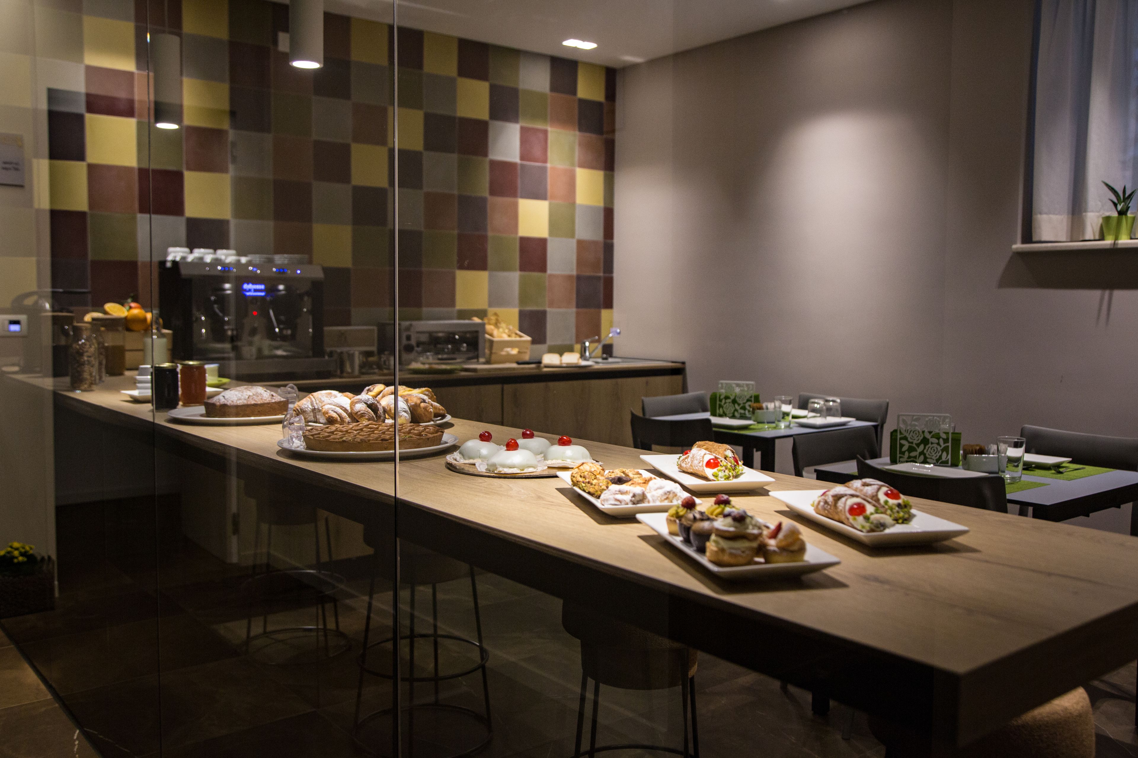 Desayuno buffet incluido todos los días 