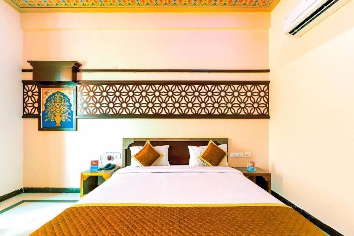Deluxe Double Room, 1 Double Bed, Non Smoking | Free WiFi