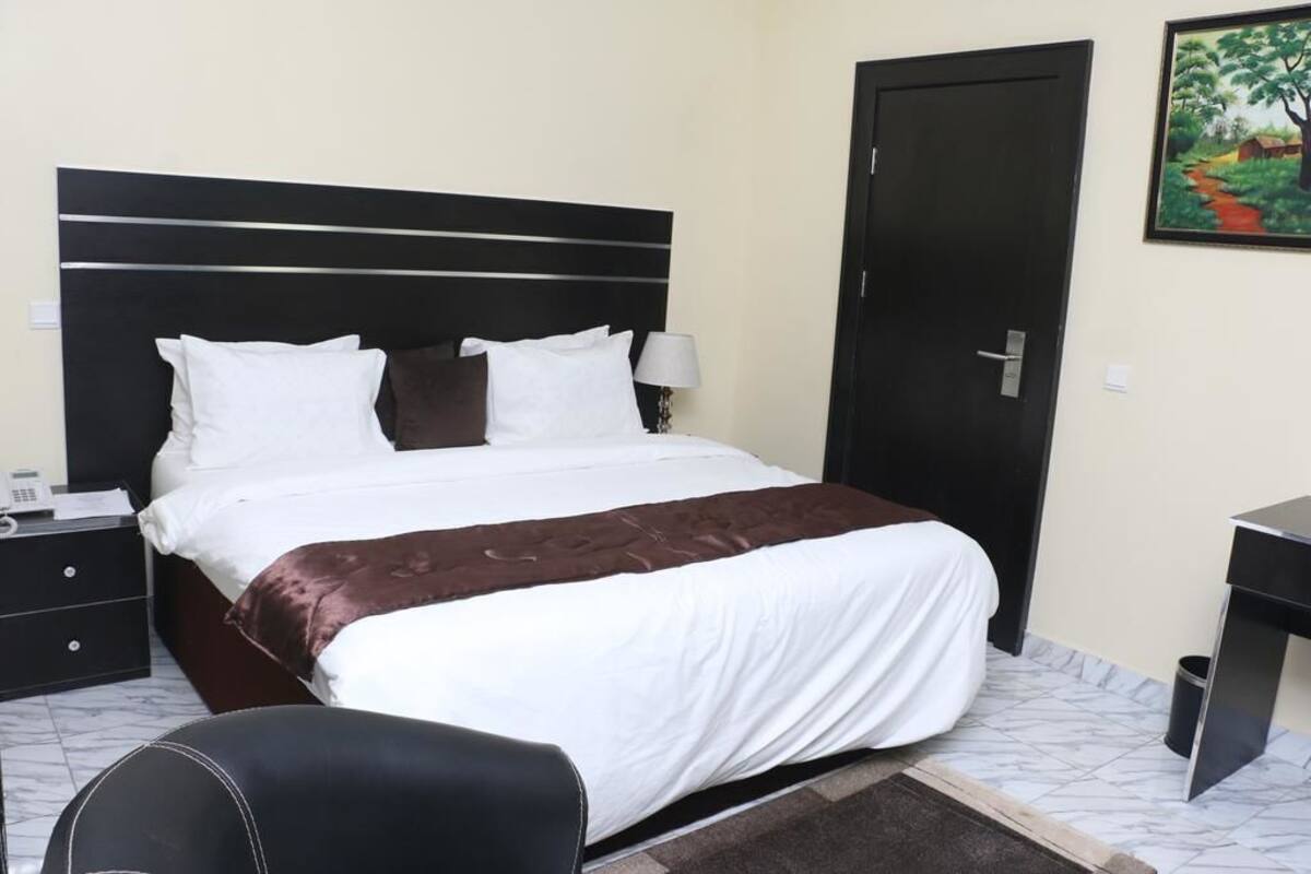 Wifi gratis y ropa de cama