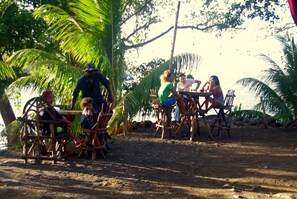 BBQ/picnic area - El Pital Chocolate Paradise - Hostel (Altagracia)
