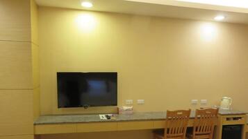 Gebar bulu kapas, meja, kalis bunyi, Wi-fi percuma