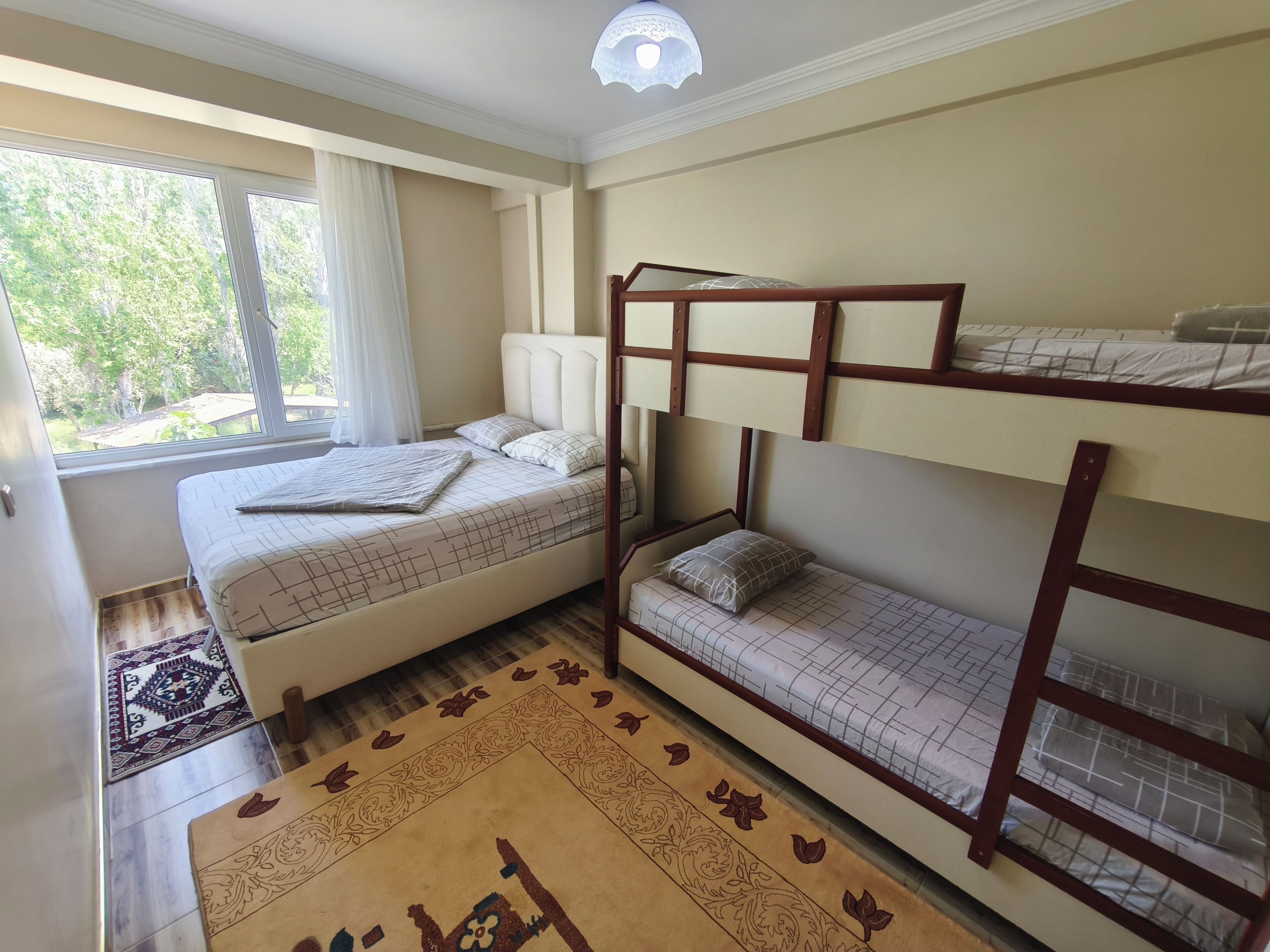 Appart'hôtel, cuisine, vue jardin | Literie de qualité supérieure, matelas Select Comfort