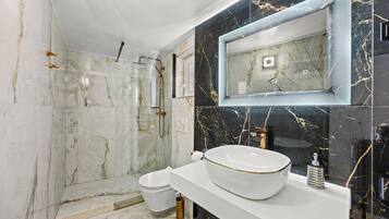 Studio, Terrace | Bathroom | Hair dryer, towels