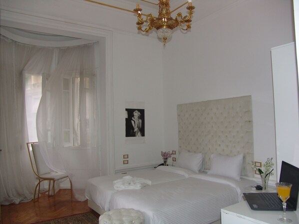 华丽双床房, 2 张大床, 无烟房, 城市景观 | 迷你吧、客房内保险箱、特色装修、特色家居