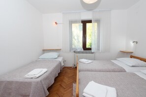Apartment, 2 Bedrooms, Balcony | Iron/ironing board, cribs/infant beds, free WiFi, bed sheets - Apartments Lara (Rovinj)