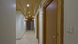 Interior - Broadways Inn (Manali)