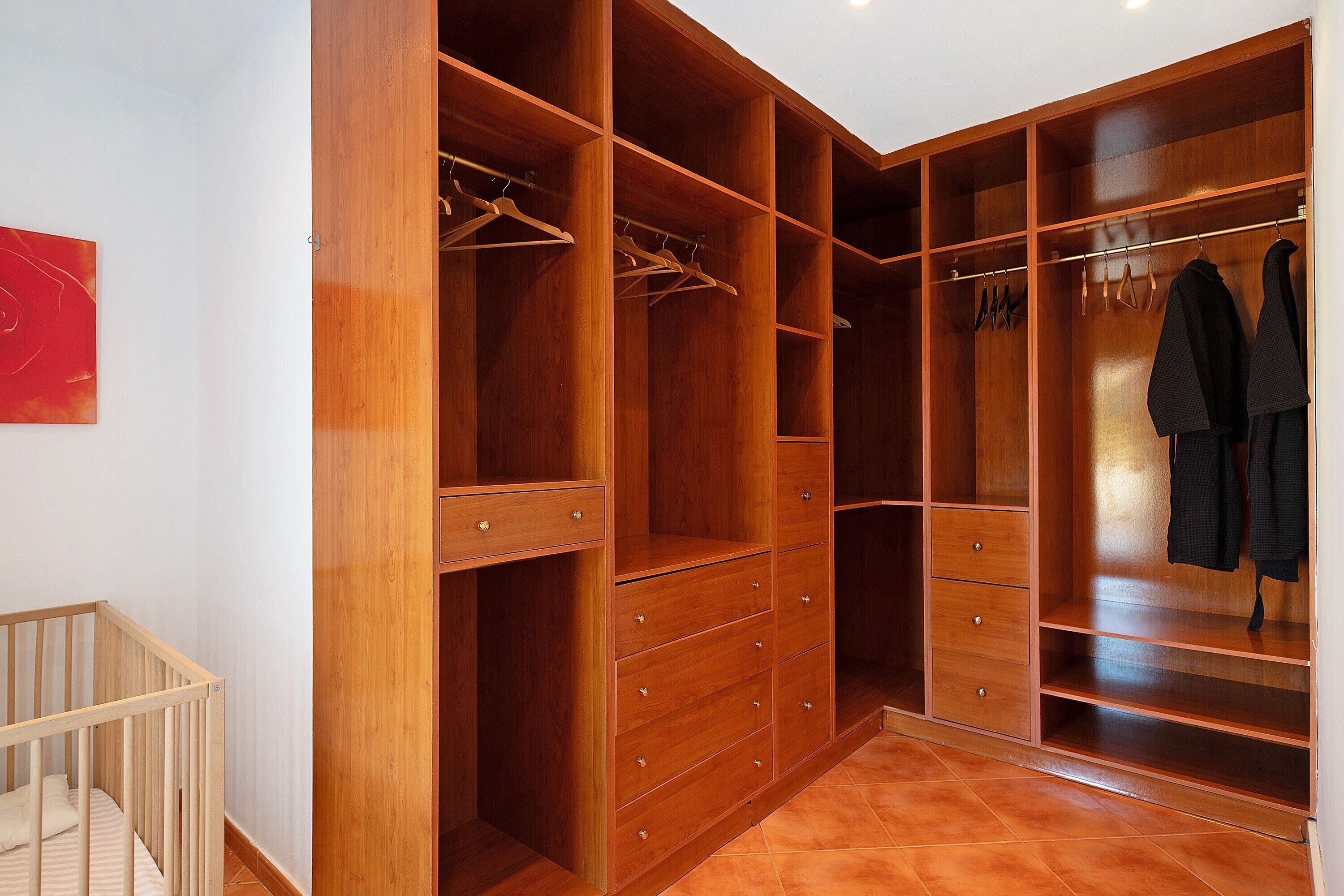 3 quartos, ferros/tábuas de passar roupa, Wi-Fi de cortesia