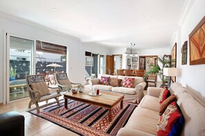 TV, fireplace, DVD player