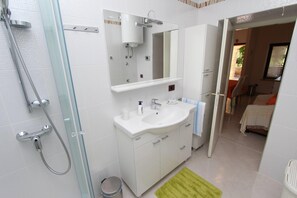 Bathroom - Apartments Luna (Rovinj)