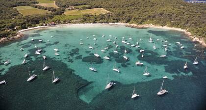 Provençal Bastide for 9 people with pool - Hyères