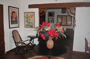 Interior detail - Casa Carmelita Hotel (Pitalito)