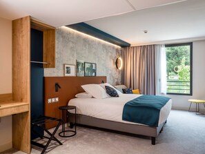 Standard Room, 1 Queen Bed with Sofa bed, Non Smoking (with Sofabed) | Premium bedding, in-room safe, individually furnished, desk - Best Western Dijon Quetigny (Quetigny)
