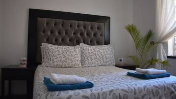 Apartment, 2 Bedrooms | Free WiFi, bed sheets